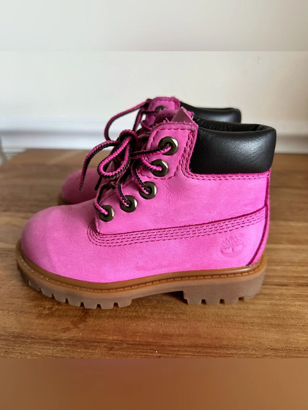 Timberland 6 IN Toddler Girl Size 7 Susan G Komen Mid Pink Boots Waterproof
